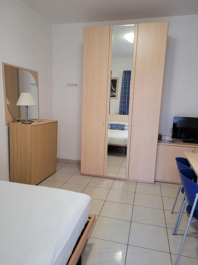 Casa Lucia Centro Apartment Deluxe Sottomarina Esterno foto
